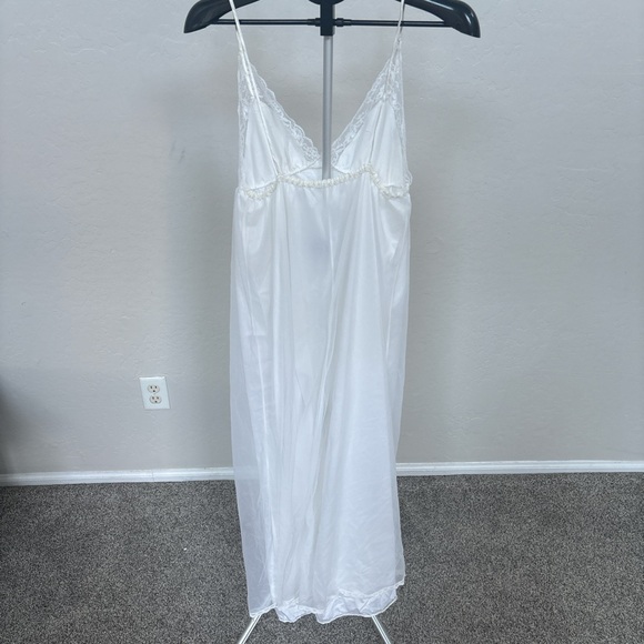 Tosca VTG White Lace Full Slip Maxi Lingerine  Doble Layer Nightgown Sz Small - Picture 2 of 14